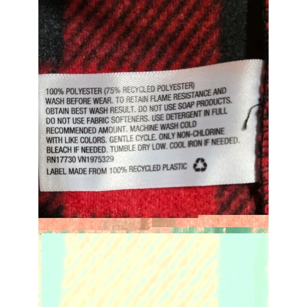 276 WonderShop UNI Size 10 Red Black Buffalo Plaid Fleece Coat Jacket